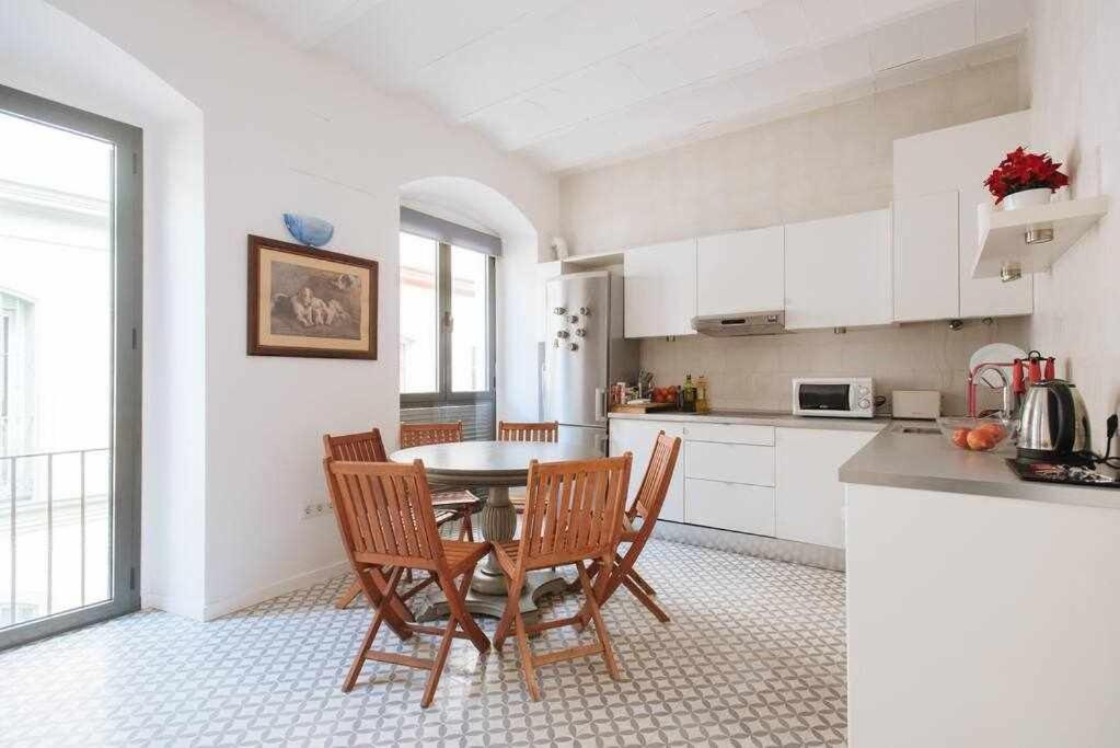 Apartamento Con Parking Jesus Del Gran Poder Sevilla Eksteriør bilde